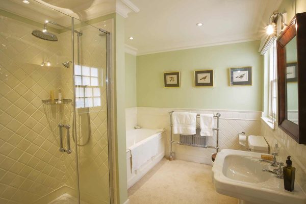 A colour photograph of an ensuite bathroom at Edradynate Estate - Luxury self catering accommodation in Scotland - Edradynate Country House and Sporting Estate House Perthshire, available for rent, shoot days, fishing and family holidays on a catered or self catered basis.