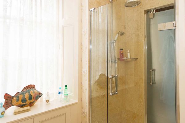 An image of the ensuite bathroom to the Master bedroom at Edradynate Country House and Sporting Estate Scotland.