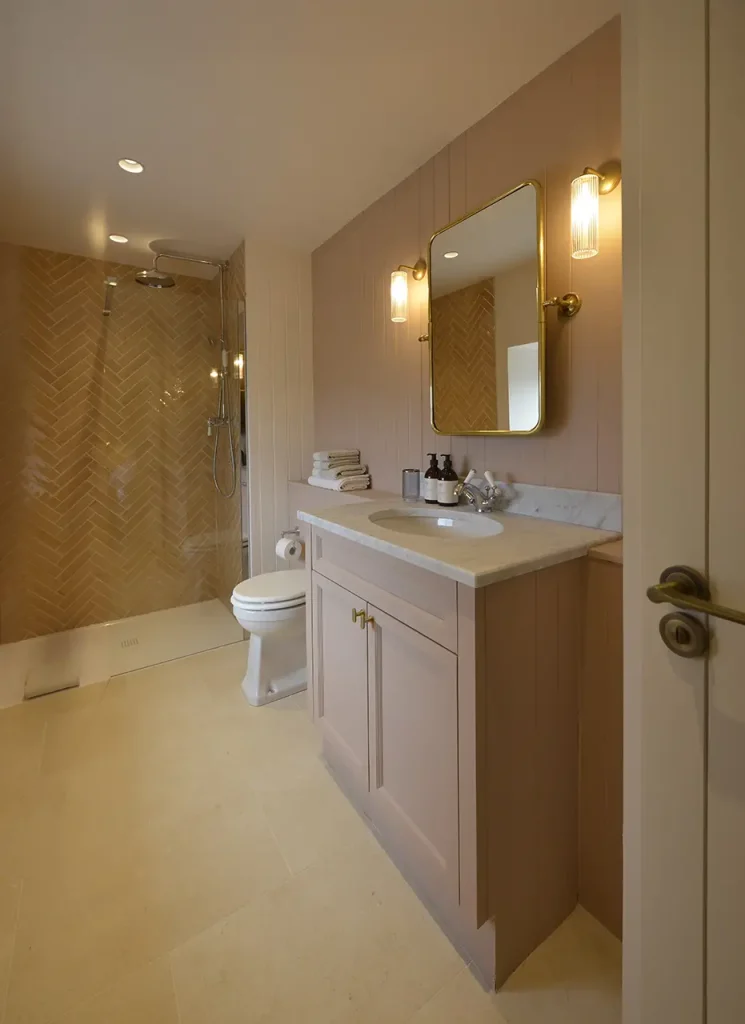 aodin-ensuite-bathroom-blush-tiles